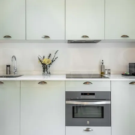 Penthouse With Private Rooftop In The Heart Of By Rems