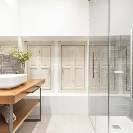 Penthouse With Private Rooftop In The Heart Of By Rems * Málaga