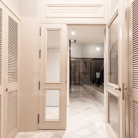 Penthouse With Private Rooftop In The Heart Of By Rems * Málaga